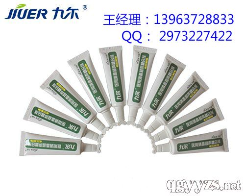 �t(y��)����������τ�