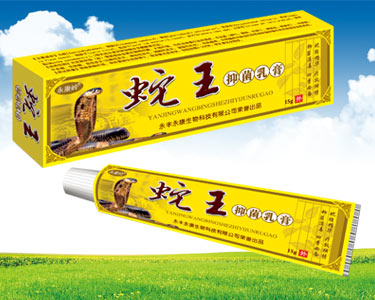 �����־����