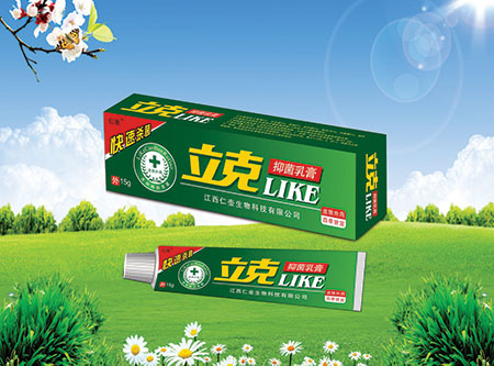 �����־����